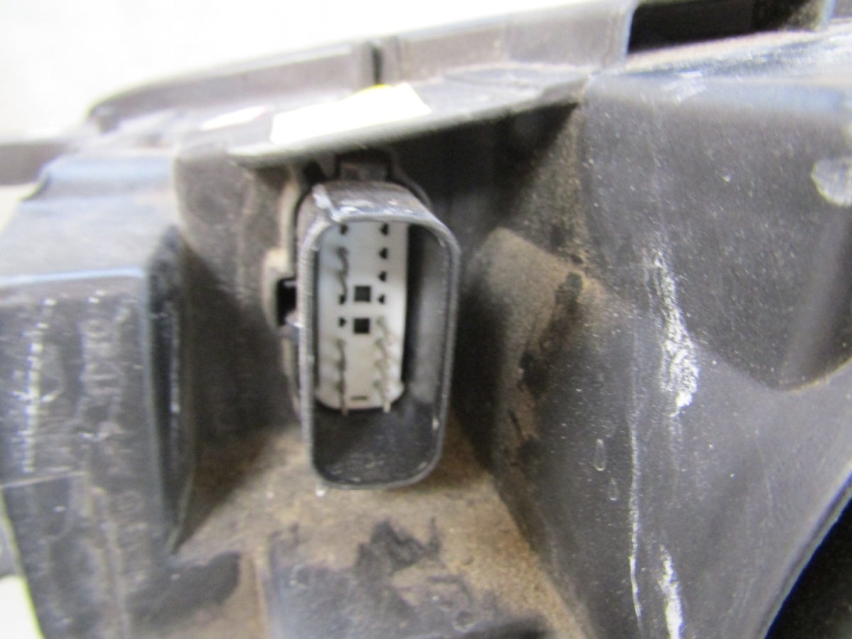 Prednji far Ford Kuga MK2 Lift xenon zakretni 16-19 RH desni GV41 13D154