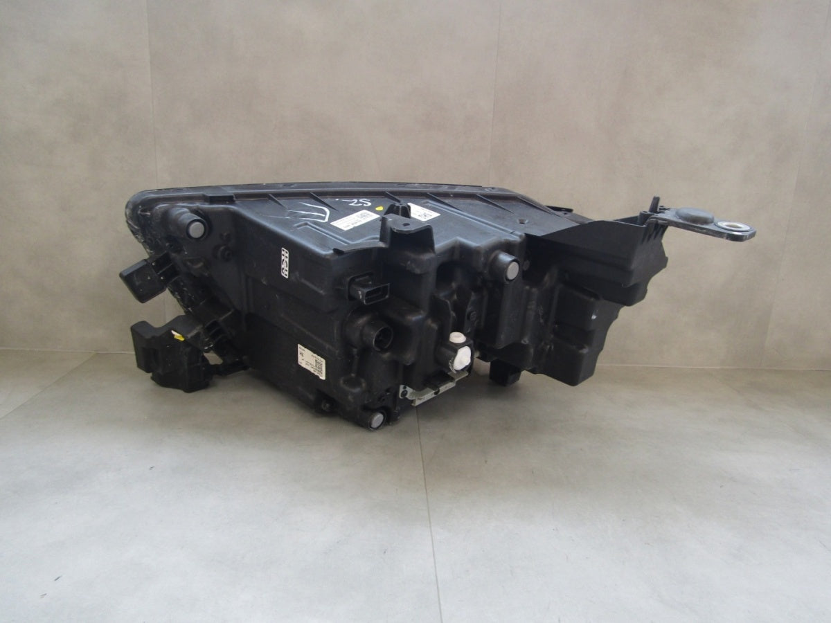 Prednji far OPEL FRONTERA LED 24- RH desni