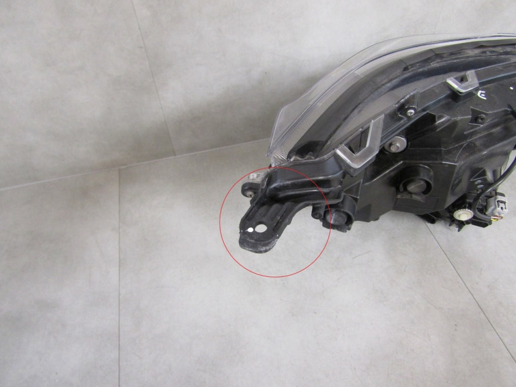 Prednji far SUZUKI ACROSS LED 20- LH lijevi W6187