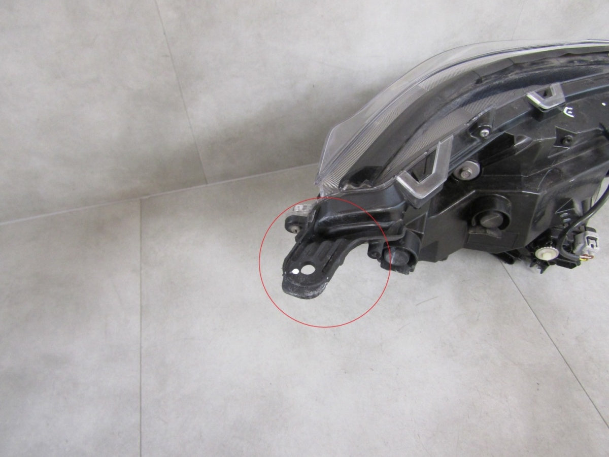 Prednji far SUZUKI ACROSS LED 20- LH lijevi W6187
