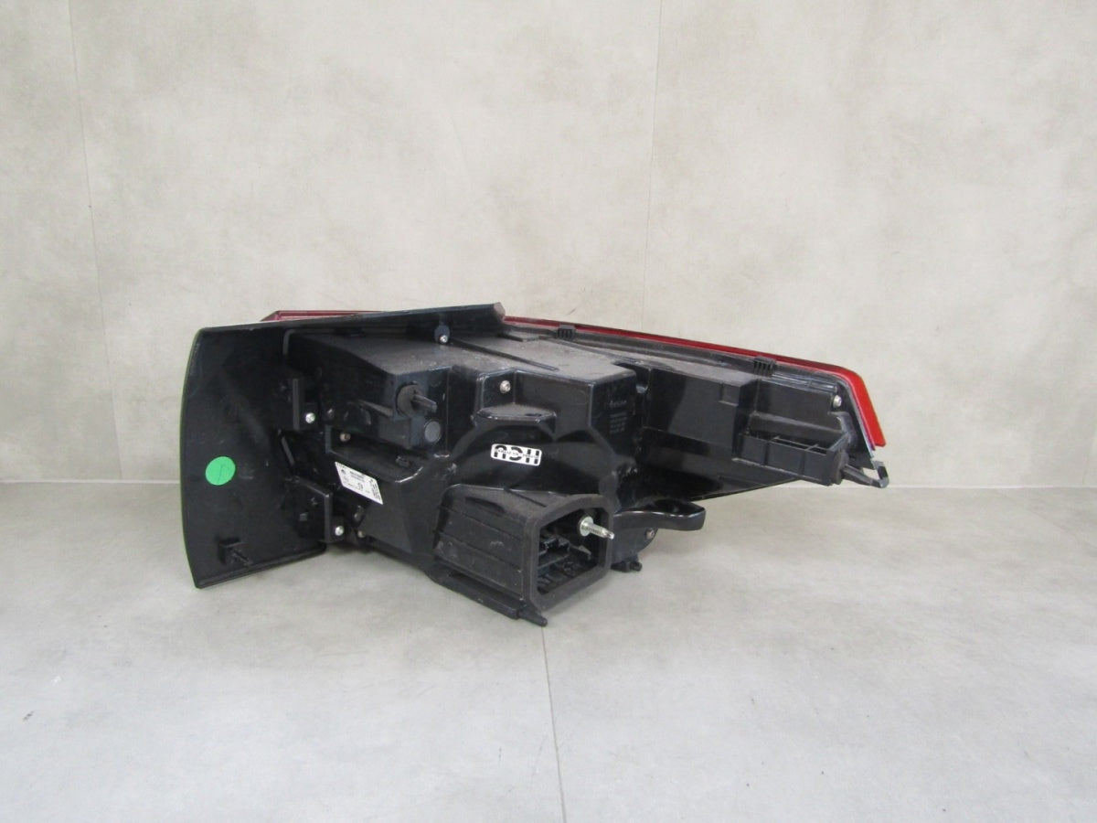 Stop svjetlo OPEL FRONTERA LED 24- LH lijevi 9848766880