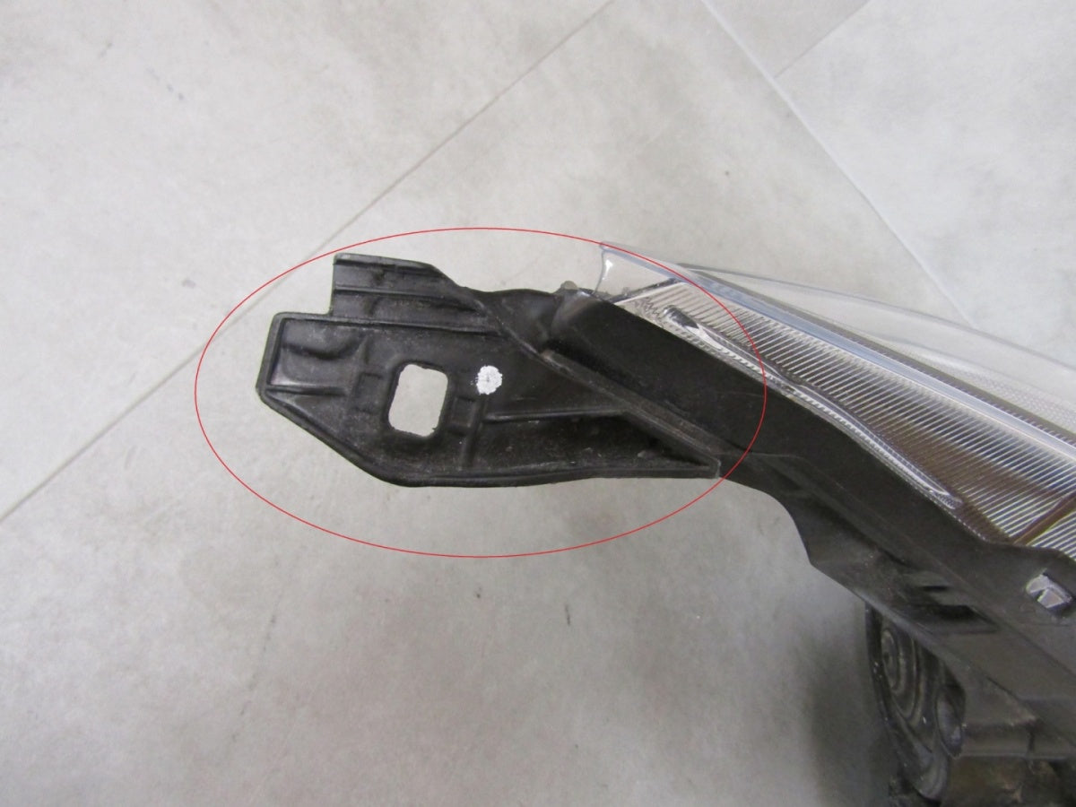 Prednji far Ford Transit Tourneo Connect MK2 xenon 17-21 LH lijevi KT1B 13D155AD