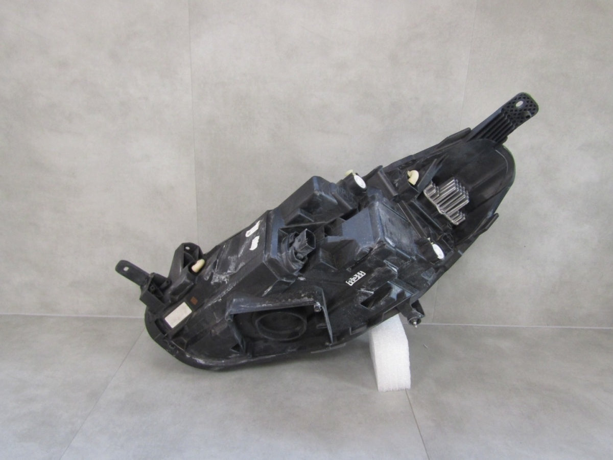 Prednji far FORD FIESTA MK8 VIII LED LIFT 21-23 RH