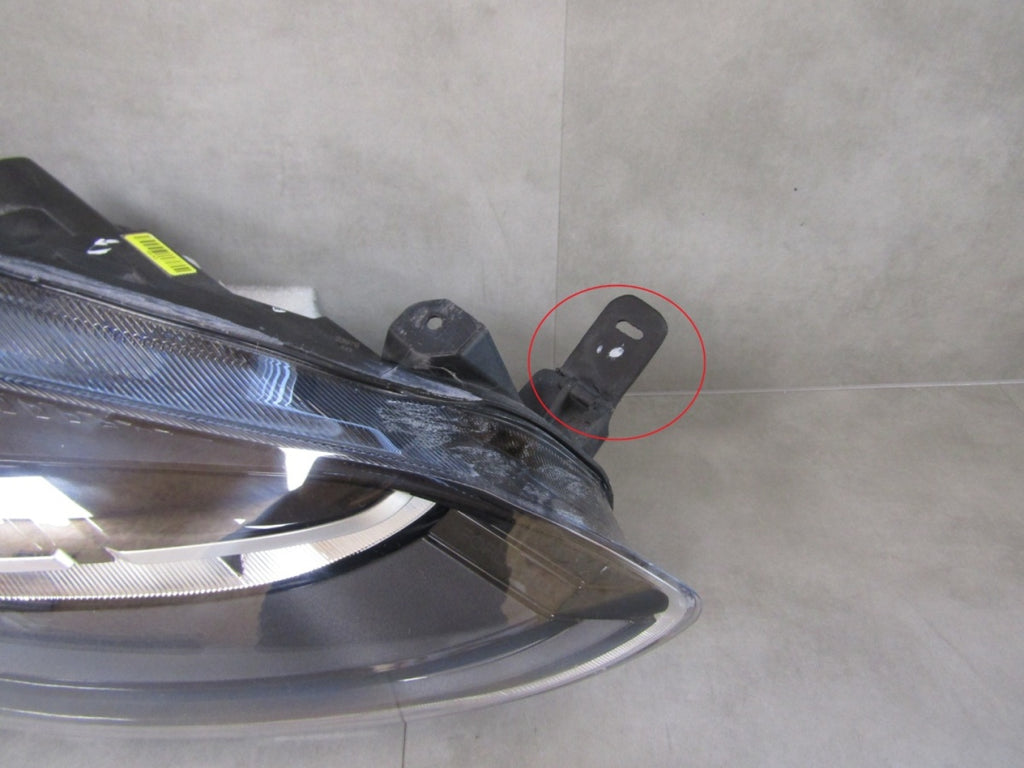 Prednji far FORD FIESTA MK8 VIII LED LIFT 21-23 RH