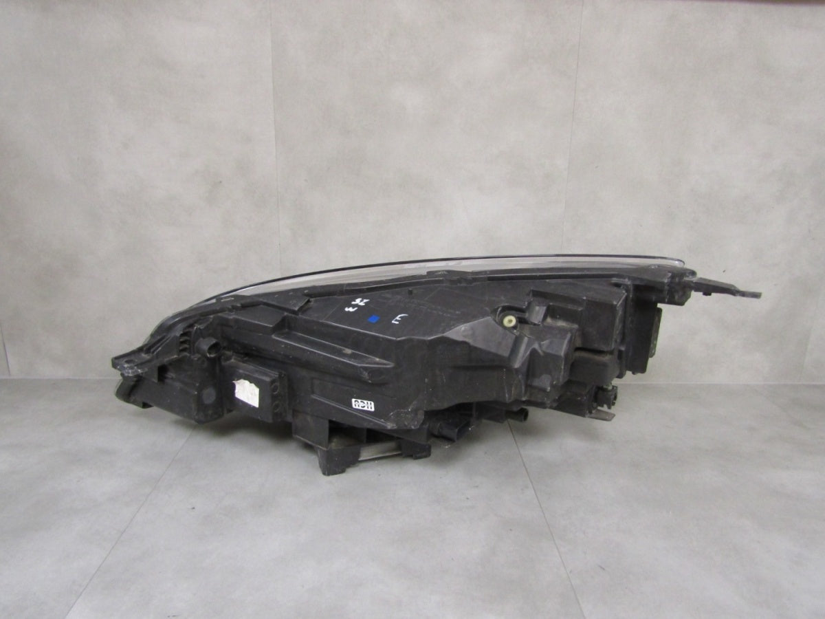 Prednji far FORD KUGA MK3 LED RH desni 19-24