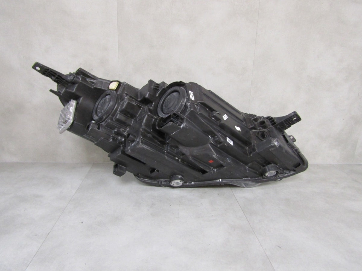 Prednji far FORD KUGA MK3 halogen sa sočivom LH lijevi 19-24 LV4B-13W030-AK