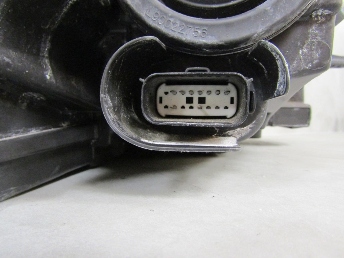 Prednji far FORD KUGA MK3 halogen sa sočivom LH lijevi 19-24 LV4B-13W030-AK