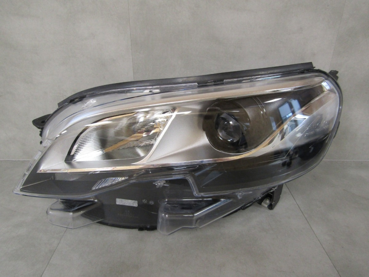 Prednji far PEUGEOT EXPERT III 3 xenon nezakretni 16-23 LH 9808573580-00