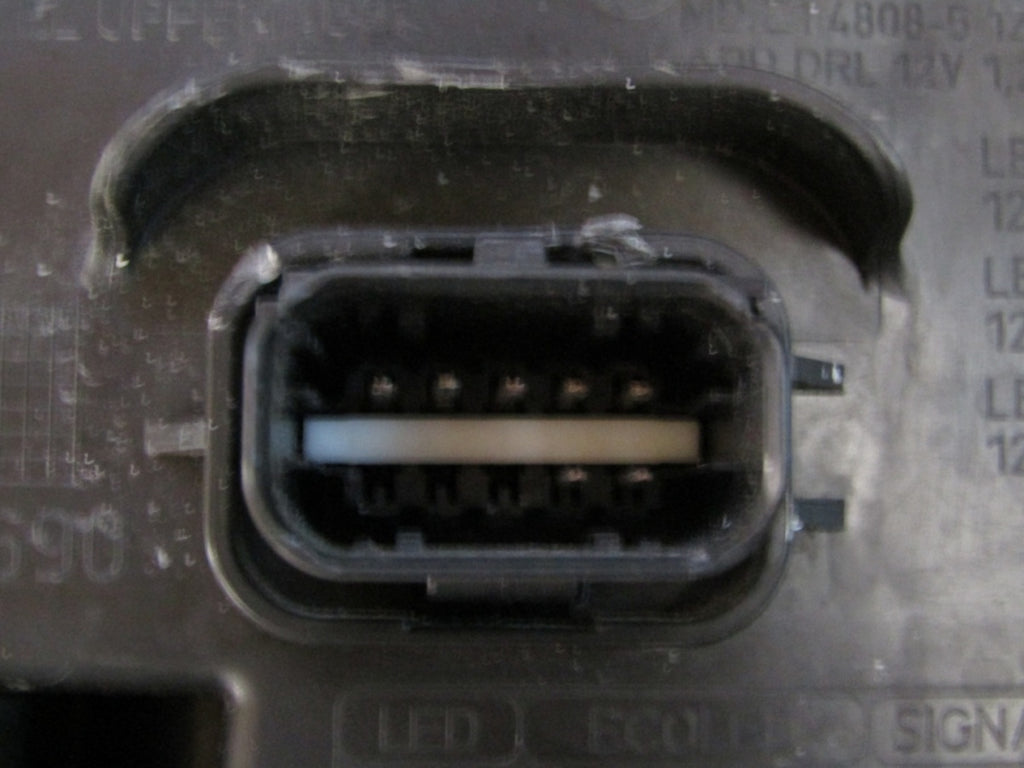 Prednji far Renault Clio V LED PURE VISION 19-23 RH desni