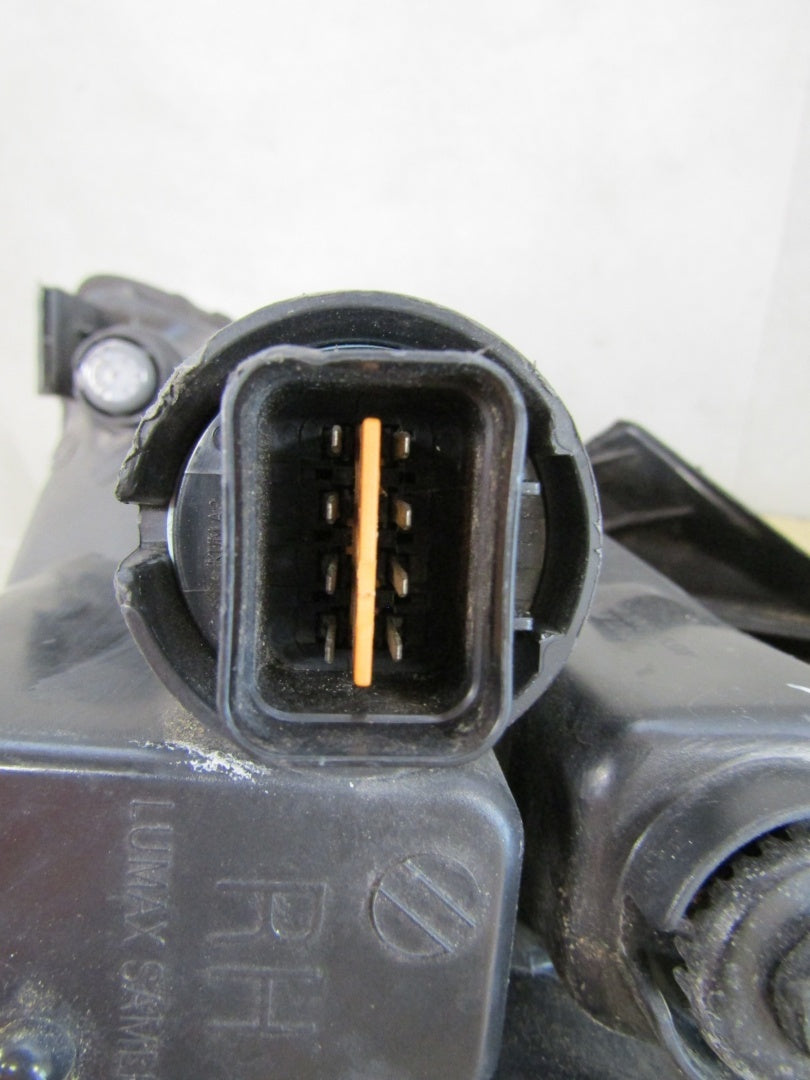 Prednji far HYUNDAI I20 halogen 08-12 RH desni 92102-1J0XX