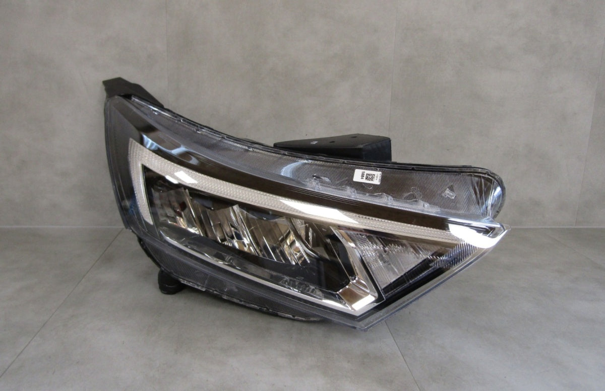 Prednji far HYUNDAI I20 III 3 desni RH LED 20-