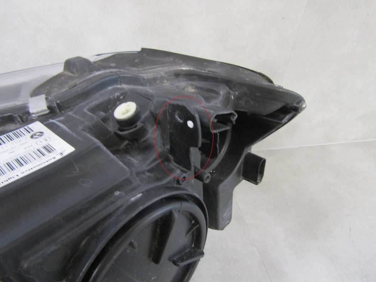 Prednji far BMW X3 F25 LIFT LCI xenon nezakretni 14-17 RH desni 7401132-03