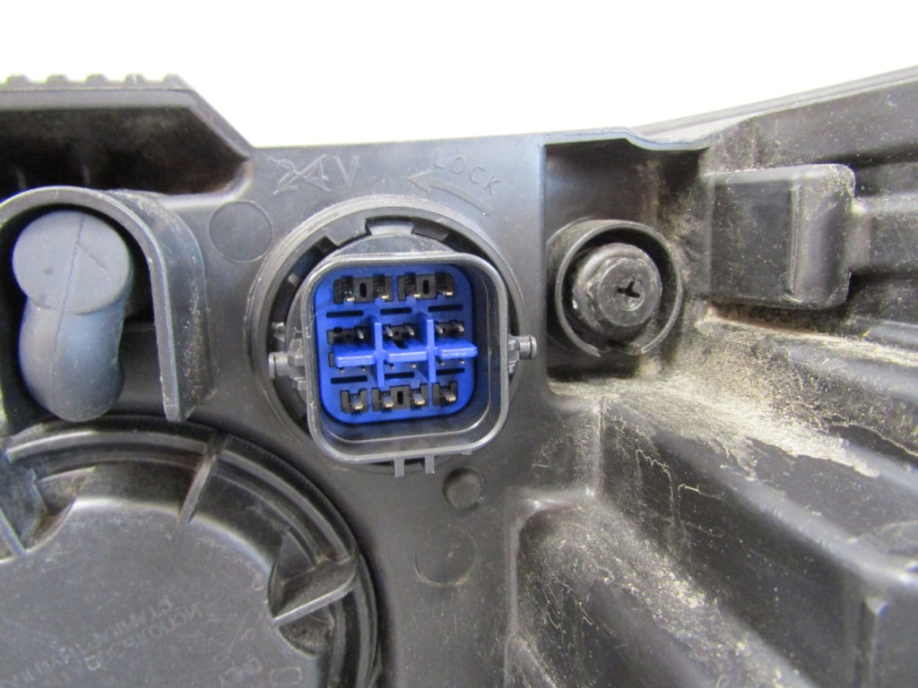 Prednji far HYUNDAI IONIQ 5 FULL LED 21- RH desni N05R3K17
