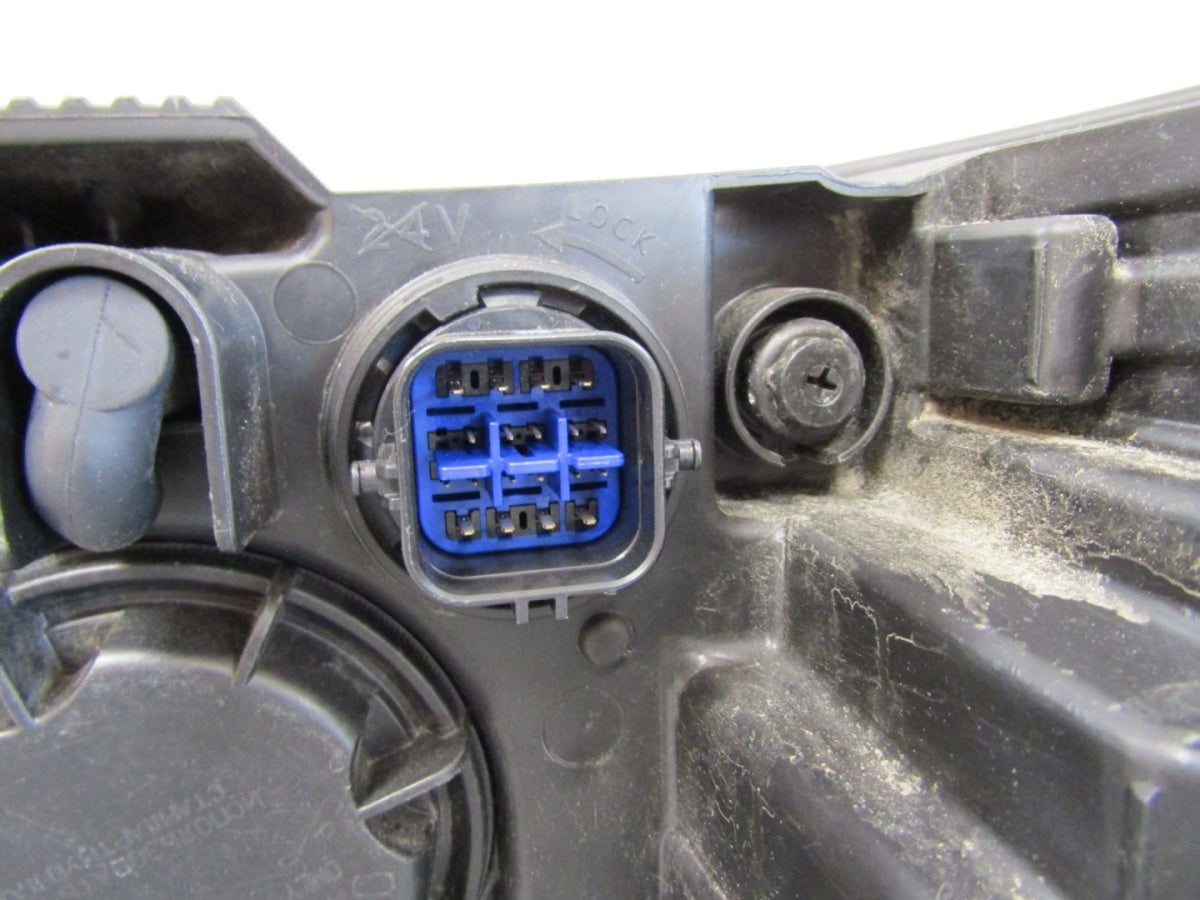 Prednji far HYUNDAI IONIQ 5 FULL LED 21- RH desni N05R3K17