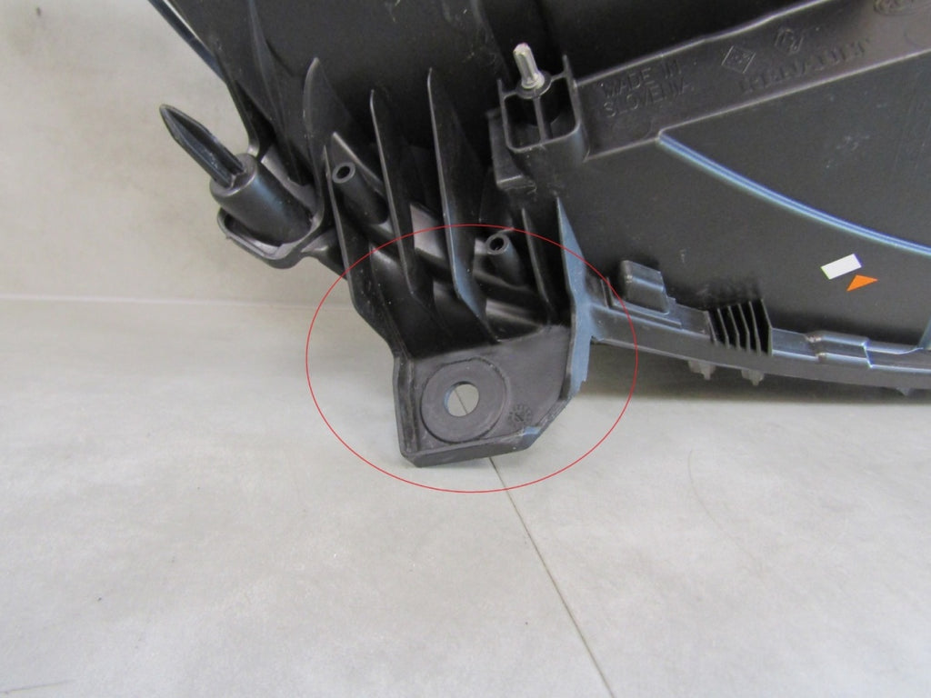 Prednji far RENAULT ZOE halogen sa sočivom 12-19 LH lijevi 260605036R