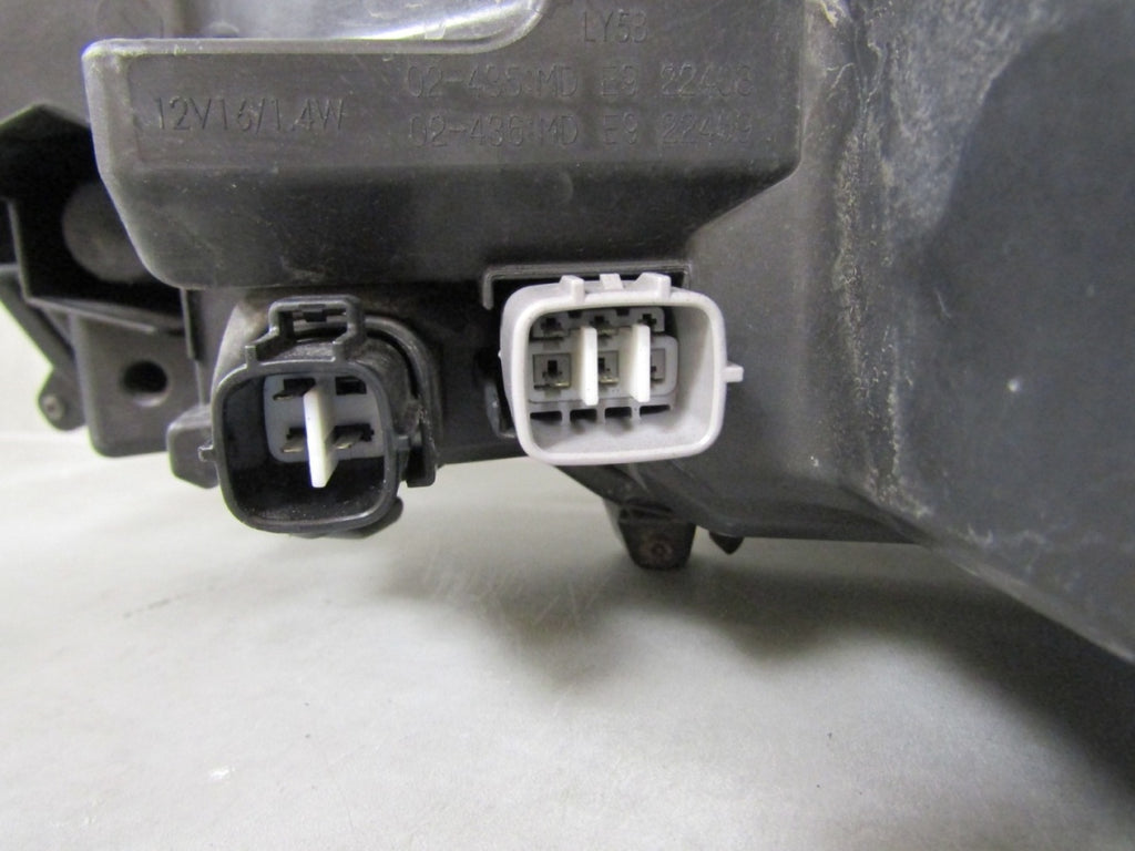 Prednji far TOYOTA COROLLA E21 SEDAN FULL LED RH 18-23 81110-02T50-00