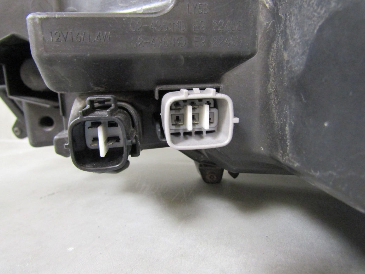Prednji far TOYOTA COROLLA E21 SEDAN FULL LED RH 18-23 81110-02T50-00