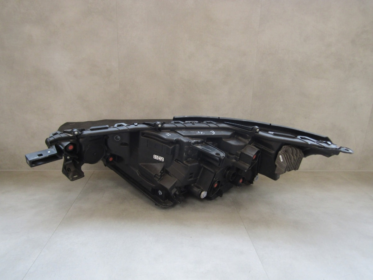 Prednji far TOYOTA BZ4X EA10 FULL LED RH desni 22-