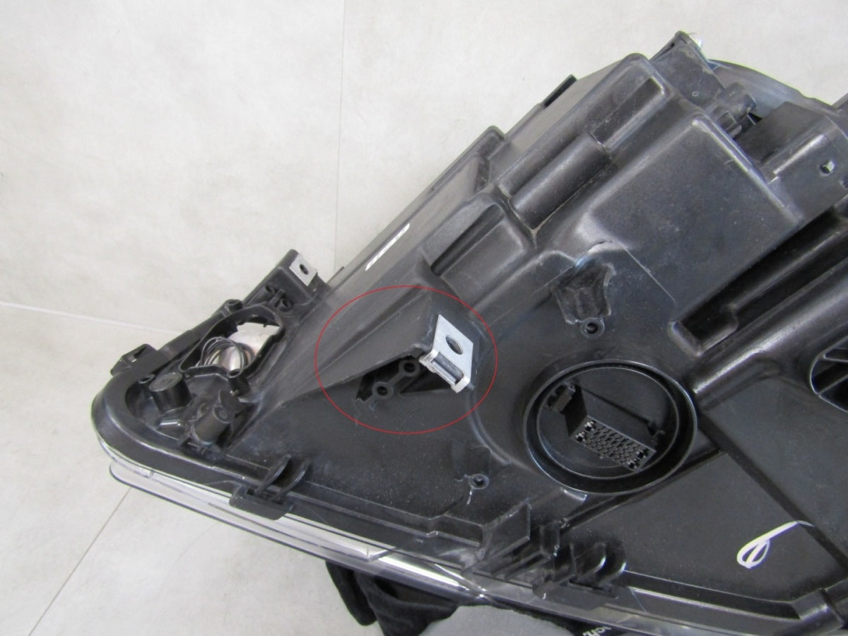Prednji far BMW 5 F10 F11 LIFT LCI FULL LED ADAPTIVE 13-17 RH 7378520
