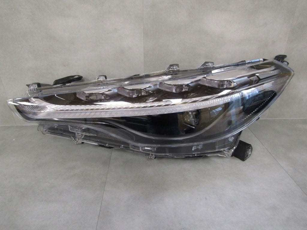 Prednji far TOYOTA COROLLA CROSS FULL LED 20- LH