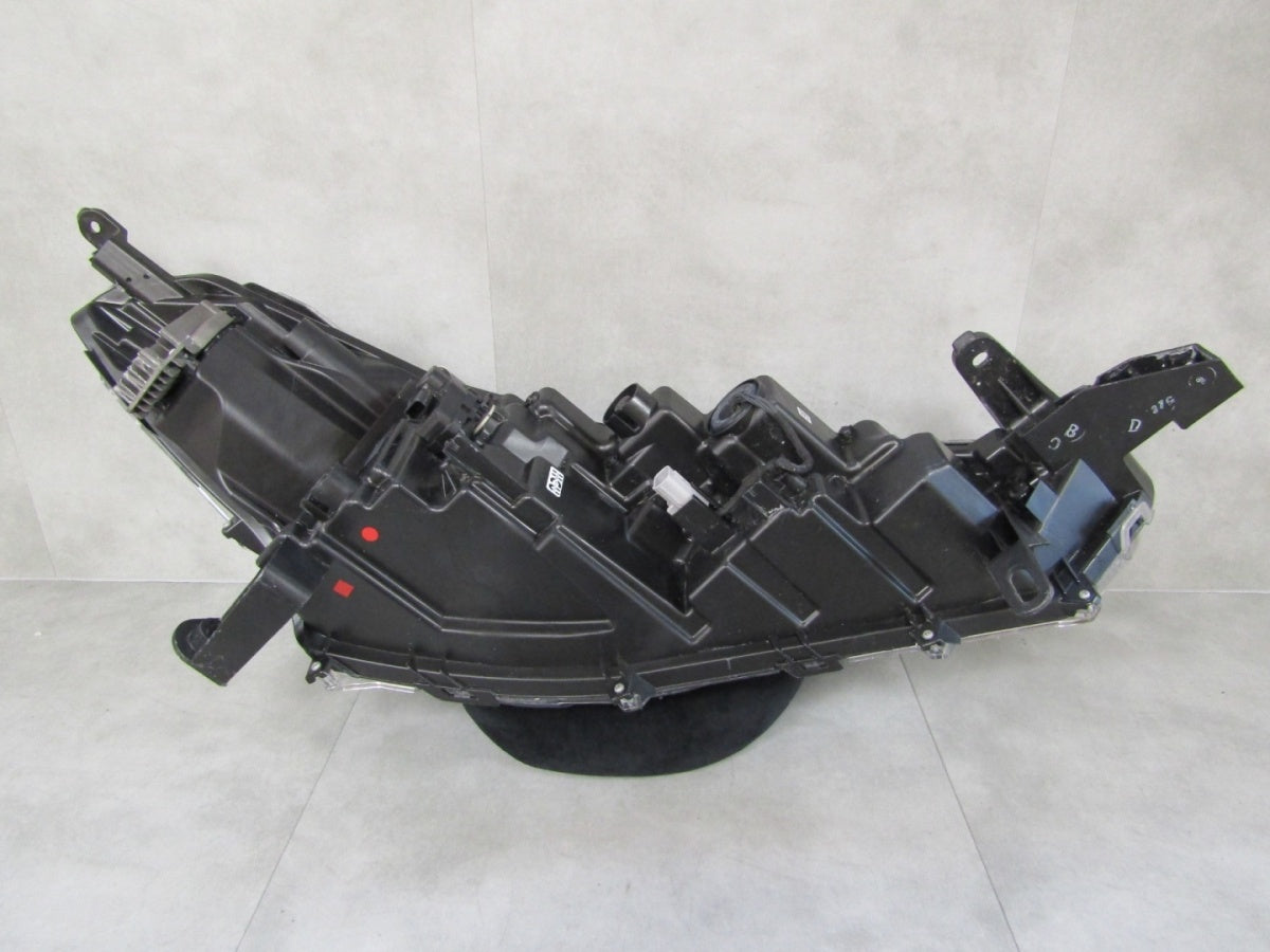 Prednji far TOYOTA COROLLA CROSS FULL LED 20- LH