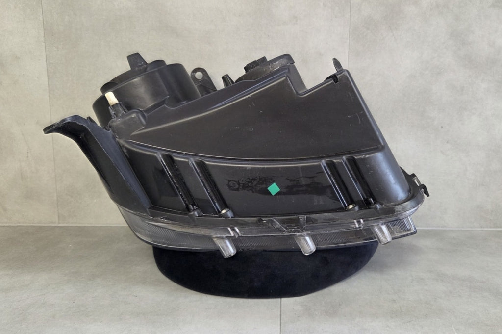 Prednji far DACIA DUSTER I halogen lijevi LH 10-13 260609877R