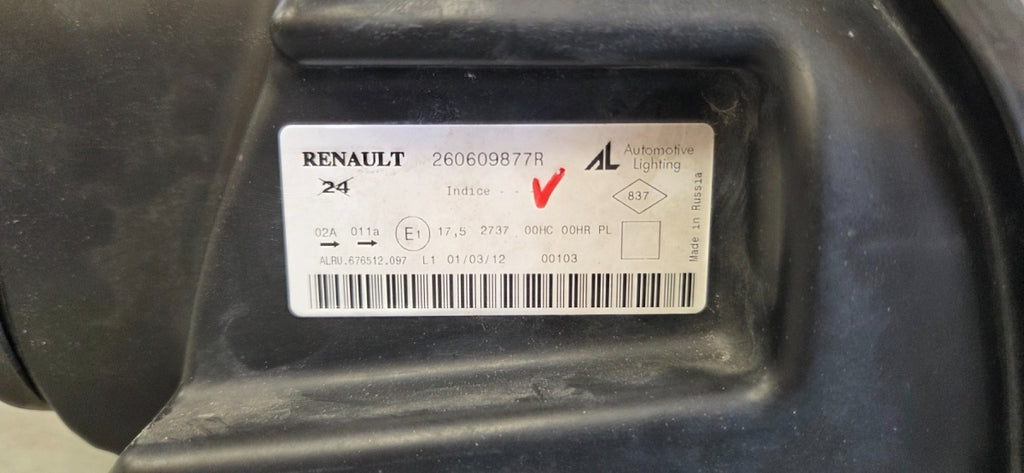 Prednji far DACIA DUSTER I halogen lijevi LH 10-13 260609877R