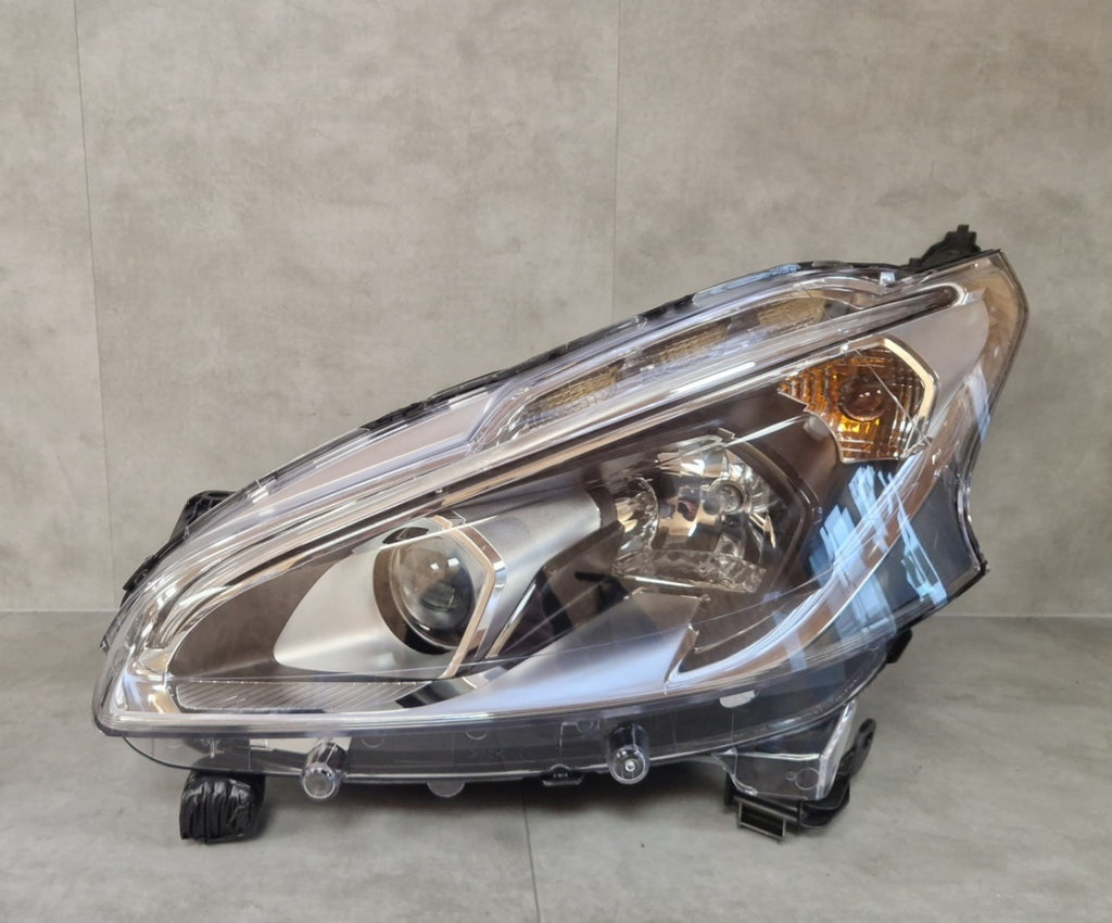 Prednji far PEUGEOT 208 I LIFT halogen sa sočivom + LED 15-19 LH lijevi 9810805780
