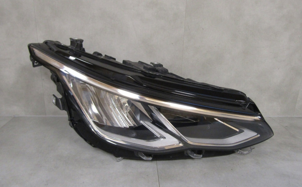 Prednji far VOLKSWAGEN VW GOLF 8 VIII LED 19-24 RH desni 5H1941006