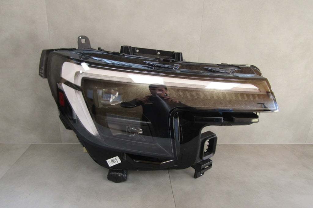 Prednji far FORD EXPLORER EV FULL LED 23- RH desni R2KB-13E016 CF