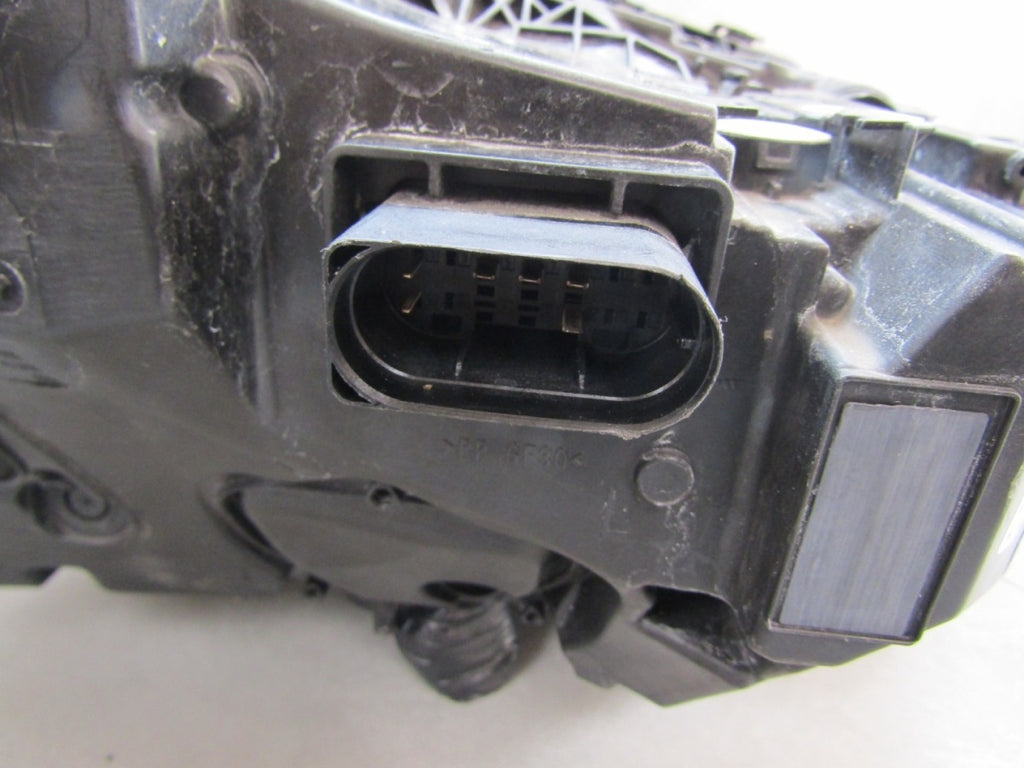Prednji far MERCEDES S W223 FULL LED DIGITAL LIGHT LH lijevi 20- A2239063305
