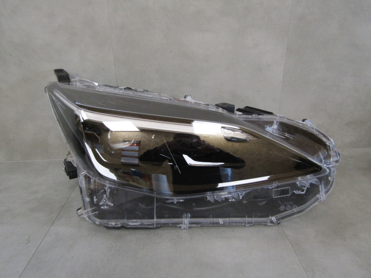 Prednji far TOYOTA YARIS CROSS FULL LED 20- RH desni 0D-312