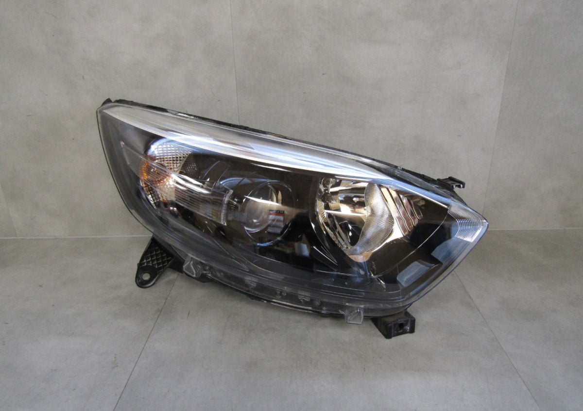Prednji far RENAULT CAPTUR I 1 halogen sa sočivom RH 13-17 260106334R
