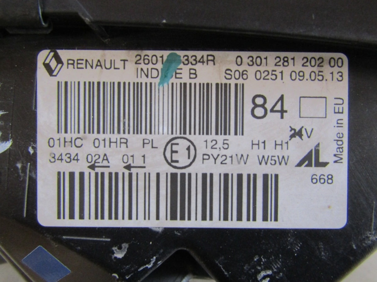Prednji far RENAULT CAPTUR I 1 halogen sa sočivom RH 13-17 260106334R