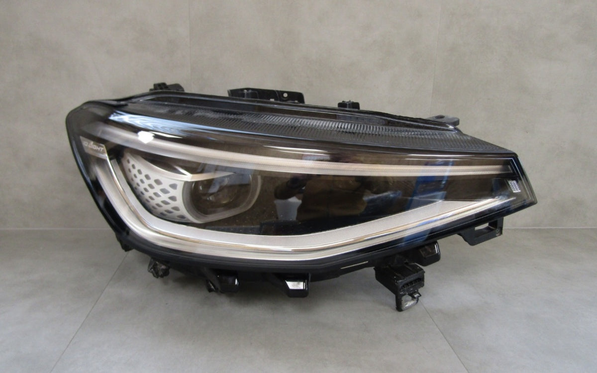 Prednji far VOLKSWAGEN ID.4 ID4 ID.5 ID5 FULL LED IQ LIGHT 20- RH 11B941036G