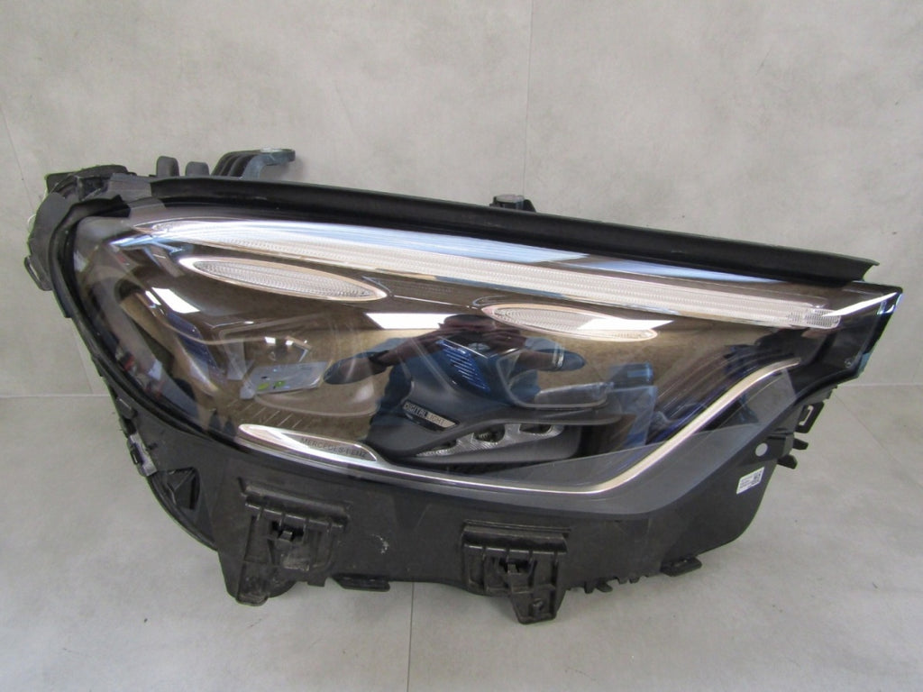 Prednji far MERCEDES GLC 2 W254 FULL LED DIGITAL LIGHT 22- RH desni A2549062402