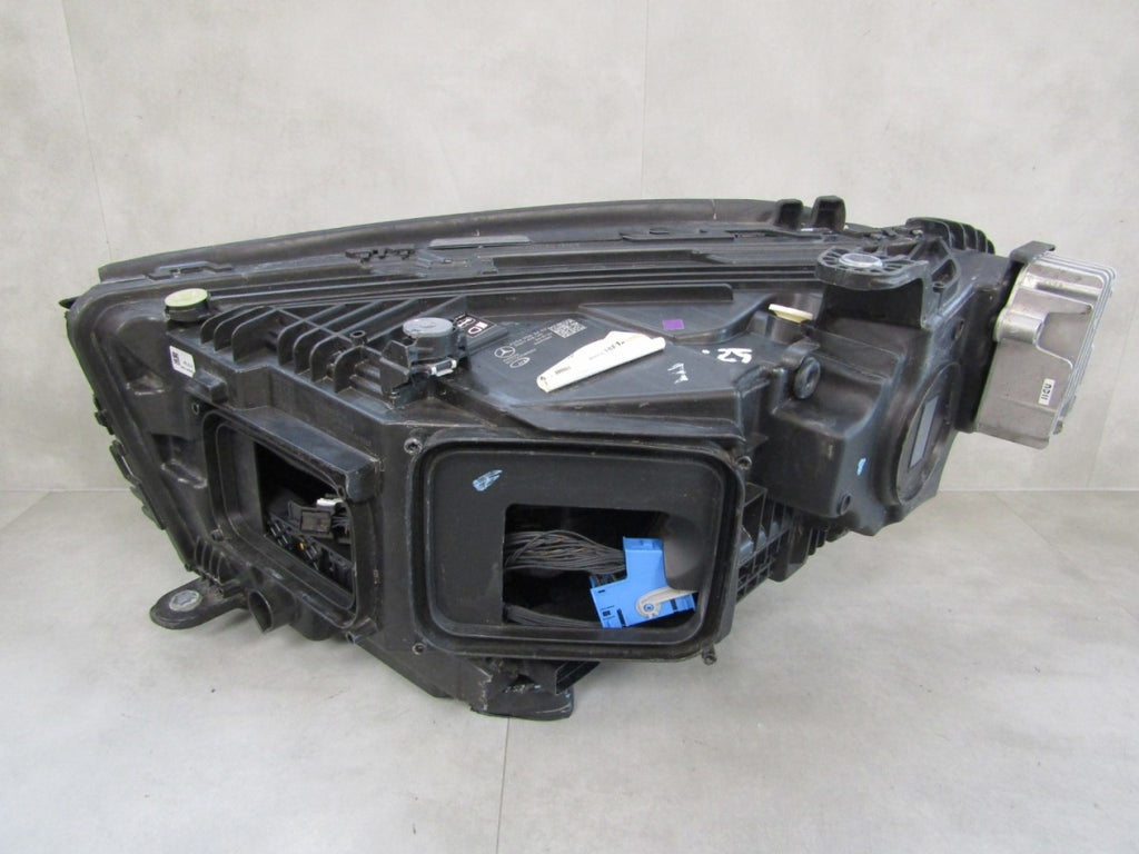 Prednji far MERCEDES GLC 2 W254 FULL LED DIGITAL LIGHT 22- RH desni A2549062402