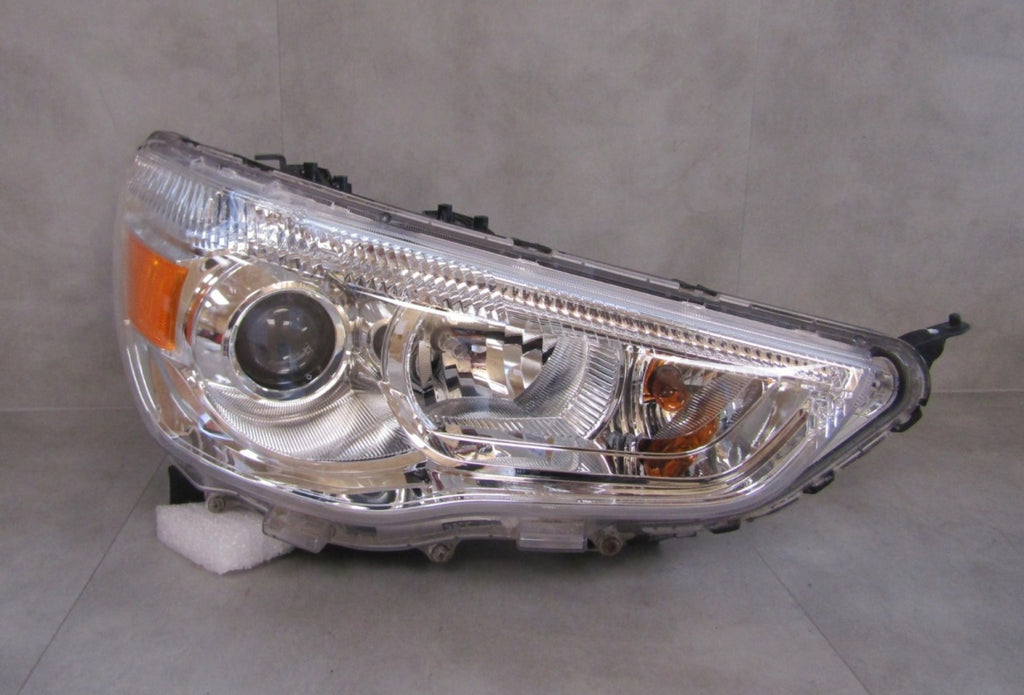Prednji far MITSUBISHI ASX LIFT halogen 12-19 RH desni