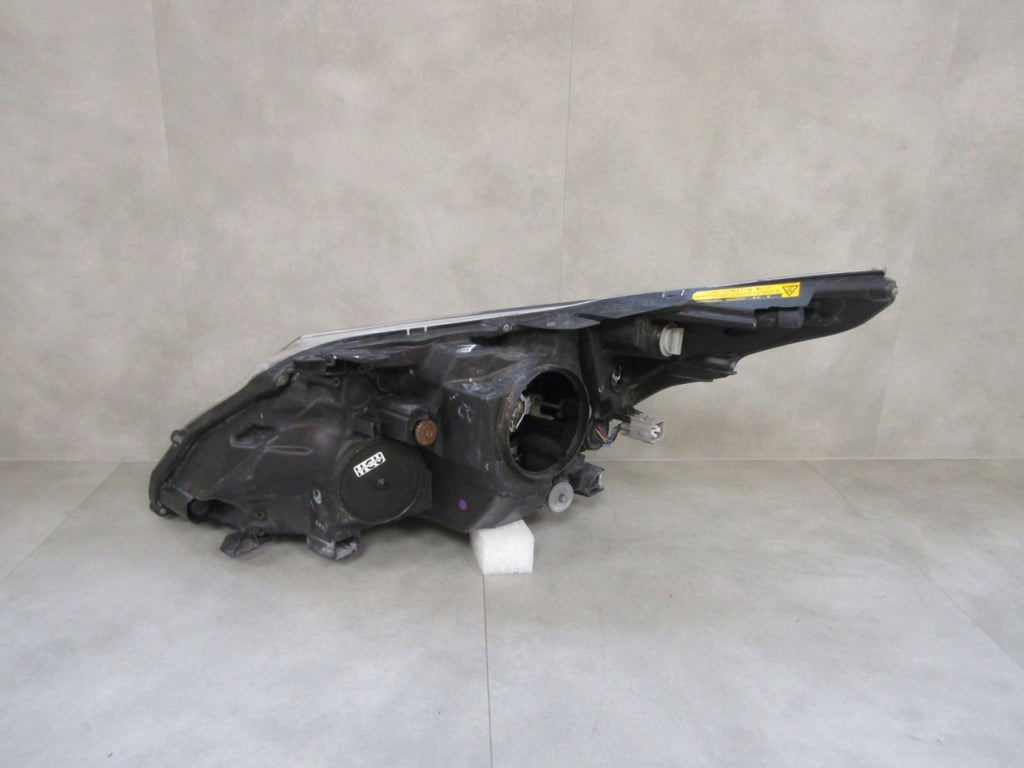 Prednji far TOYOTA AVENSIS T27 LIFT 11-15 xenon zakretni RH desni 10000-17687
