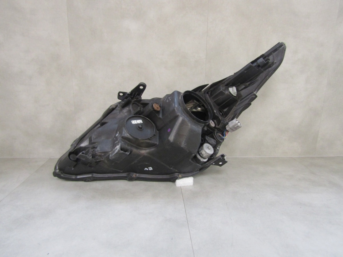 Prednji far TOYOTA AVENSIS T27 LIFT 11-15 xenon zakretni RH desni 10000-17687