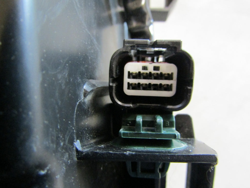 Prednji far NISSAN ARIYA DRL LED RH desni W5752 20-