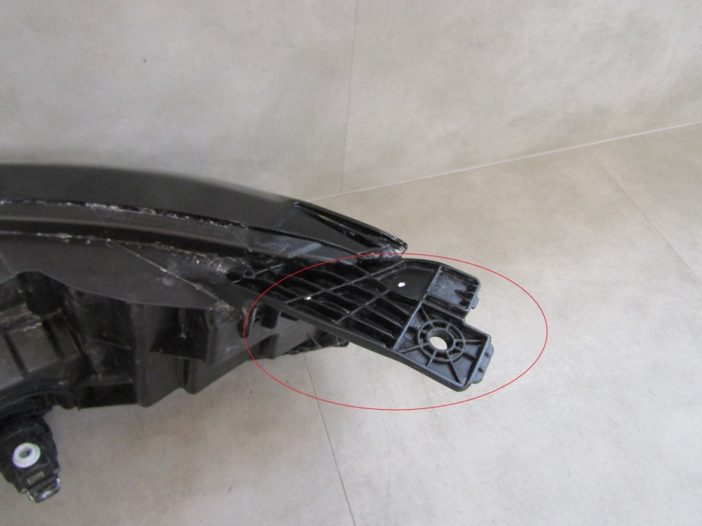 Prednji far RENAULT MEGANE V 5 E-TECH ESPRIT ALPINE SCENIC LED RH desni 22- 260104574R