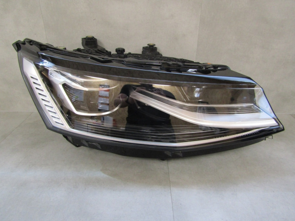 Prednji far VOLKSWAGEN T7 IQ LIGHT RH desni 21-26 7T1941082E