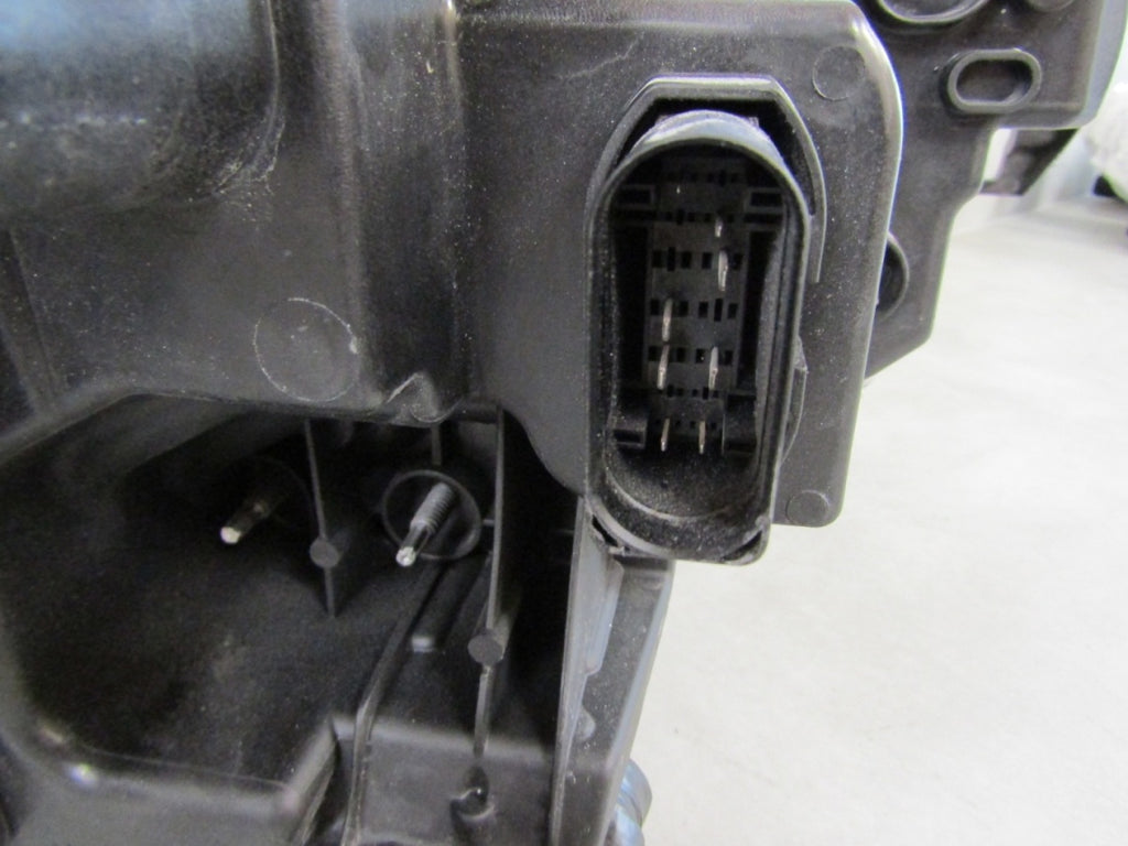 Prednji far SKODA KAROQ LIFT FULL LED 21- LH lijevi 57B941035