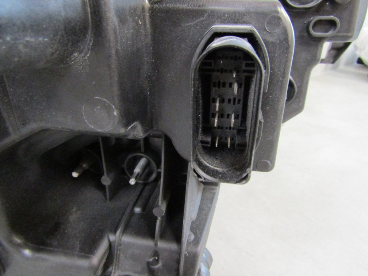 Prednji far SKODA KAROQ LIFT FULL LED 21- LH lijevi 57B941035