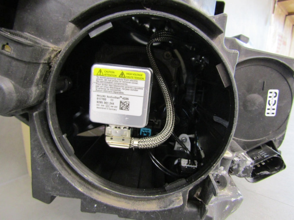 Prednji far MERCEDES CLA W117 xenon nezakretni 13-16 LH A1179065100