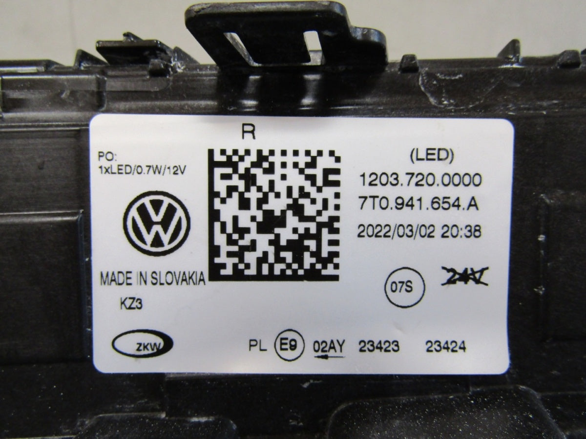 Prednji far VW TRANSPORTER MULTIVAN T7 LED DRL 7T0 RH desni 7T0941654A