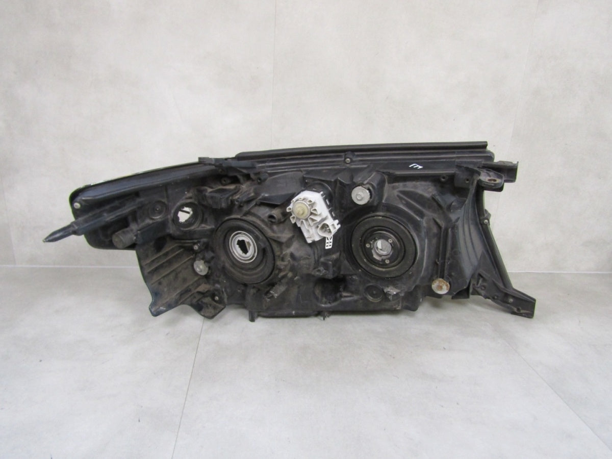 Prednji far TOYOTA LAND CRUISER J200 halogen LH lijevi 07-15