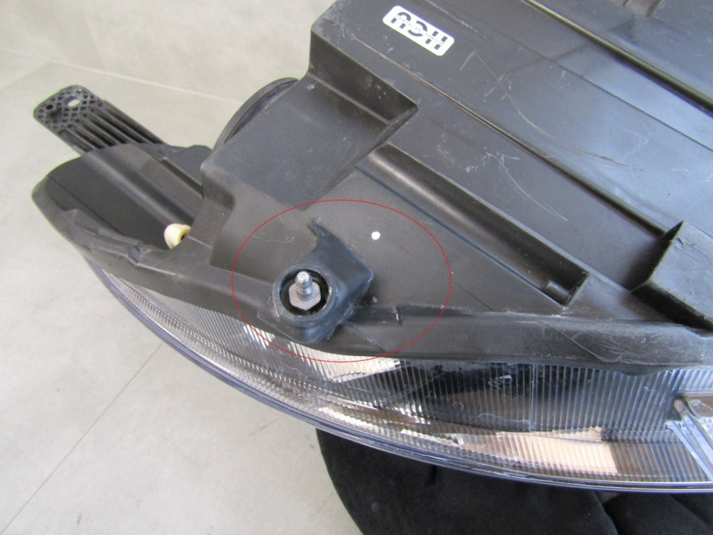 Prednji far FORD FIESTA MK8 halogen 17-21 LH lijevi H1BB-13W030-AK