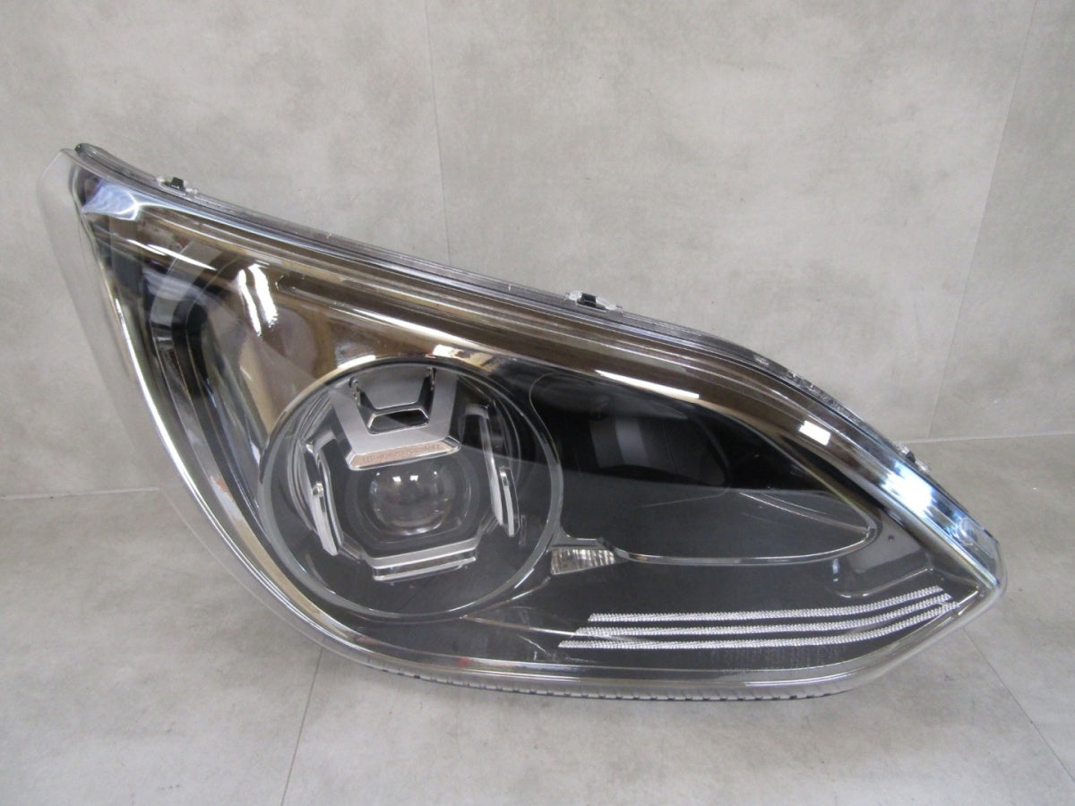 Prednji far SETRA FULL LED HIGH PERFORMANCE 23- RH desni A00054C6254